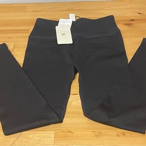 Fabletics High Waisted Seamless Rib Leggings Black L/10 NWT